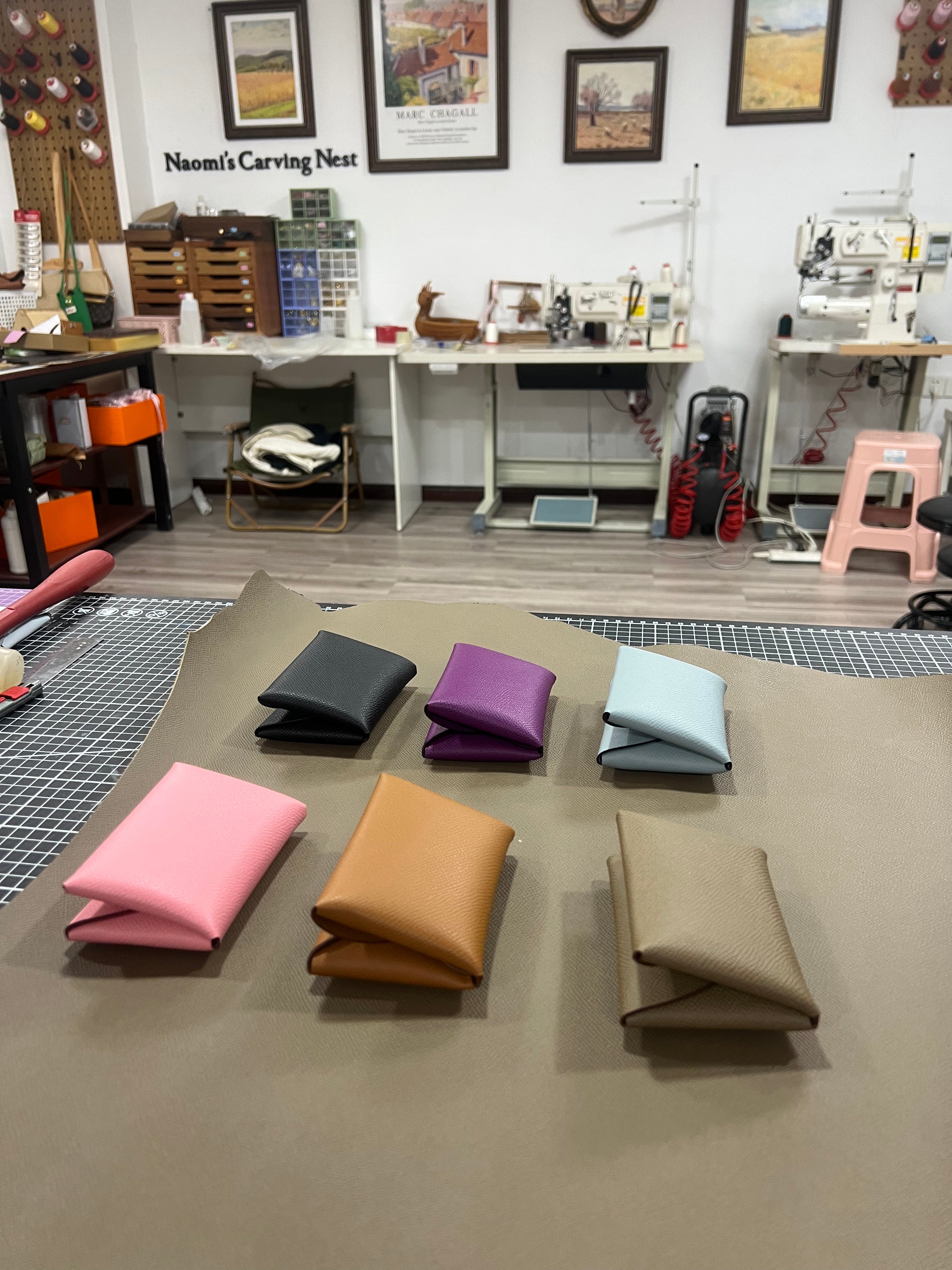 Classic Envelope Card Holder – Epsom Leather