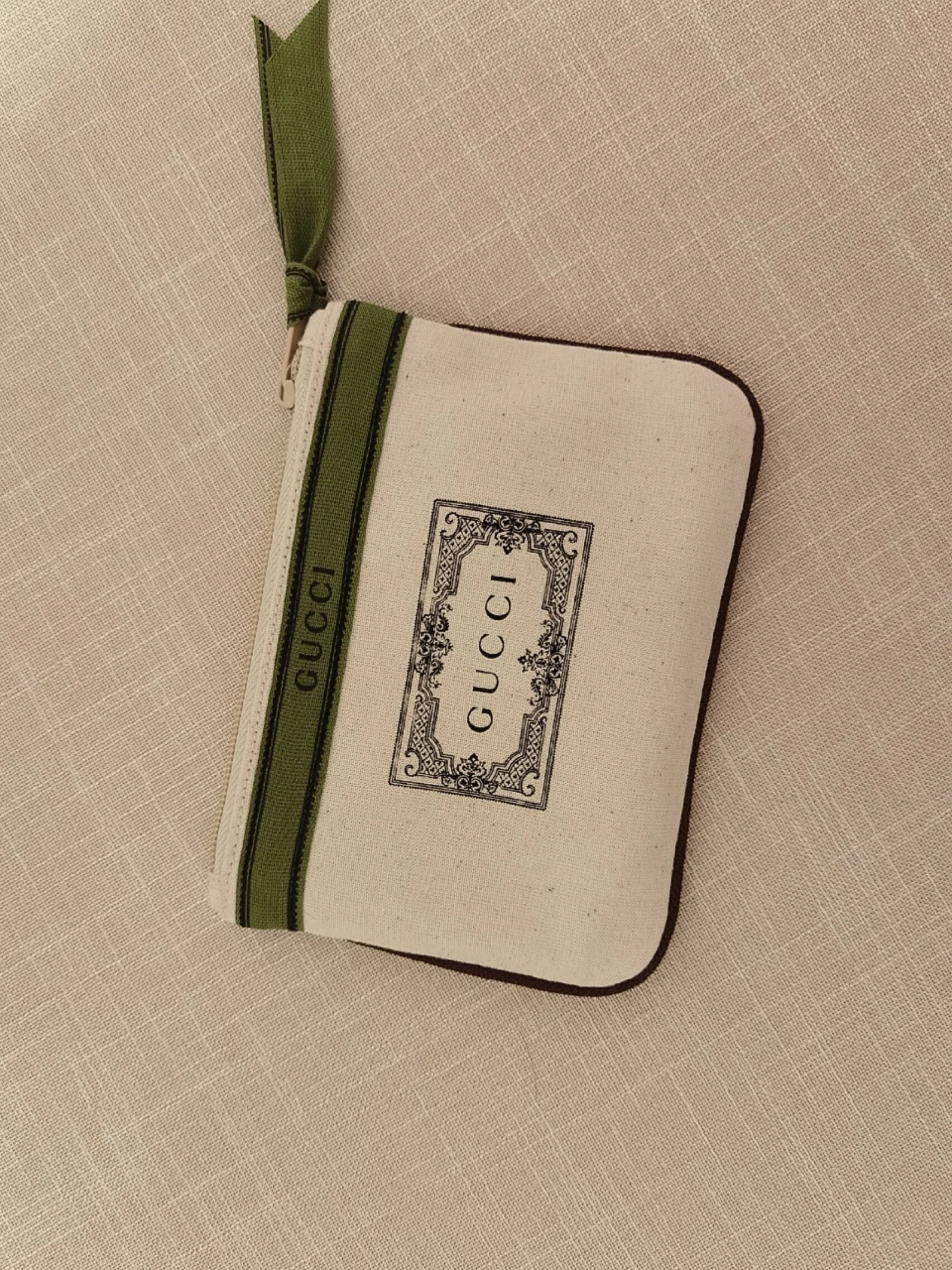 Wallet dust bag hotsell