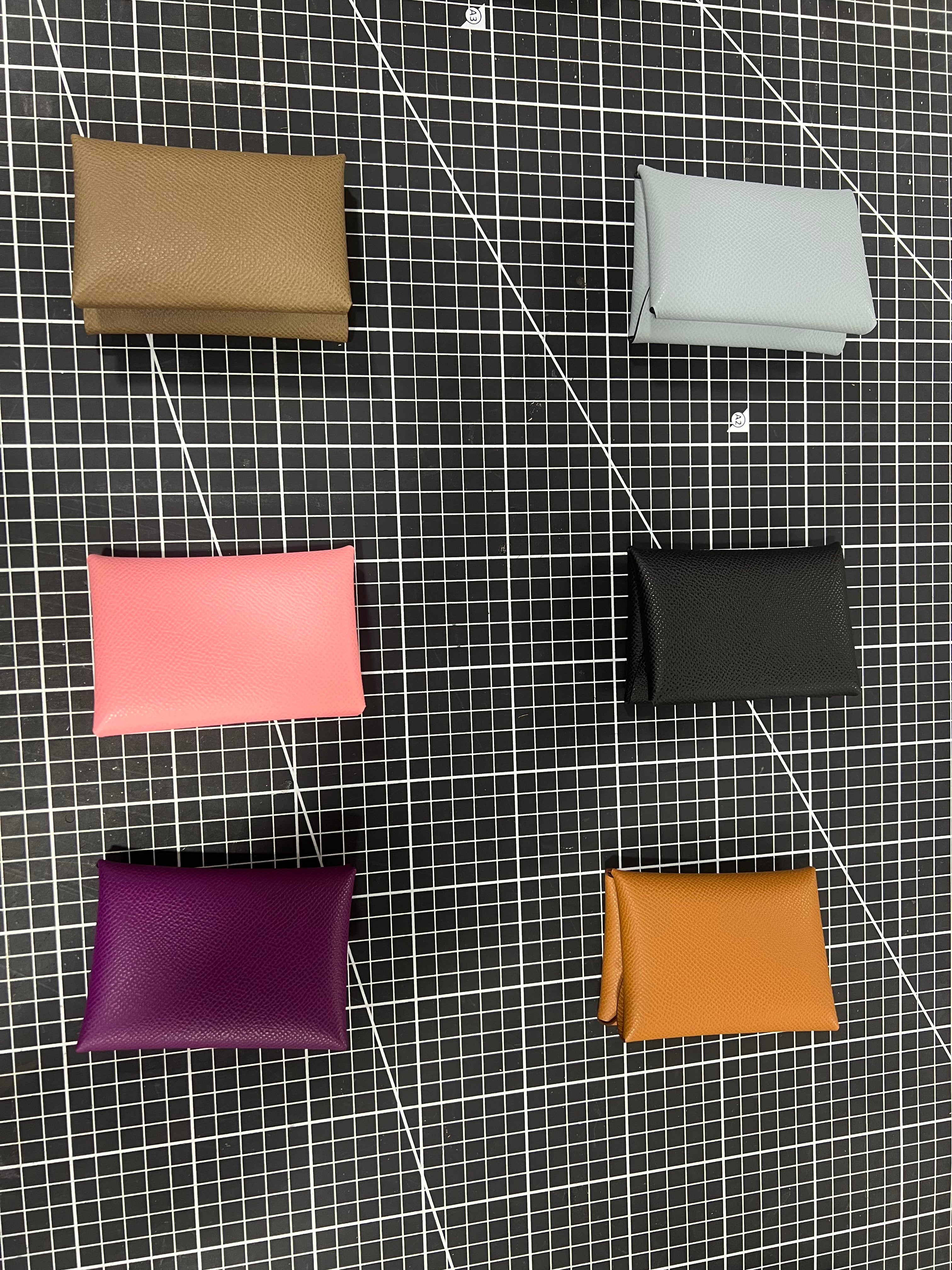 Classic Envelope Card Holder – Epsom Leather