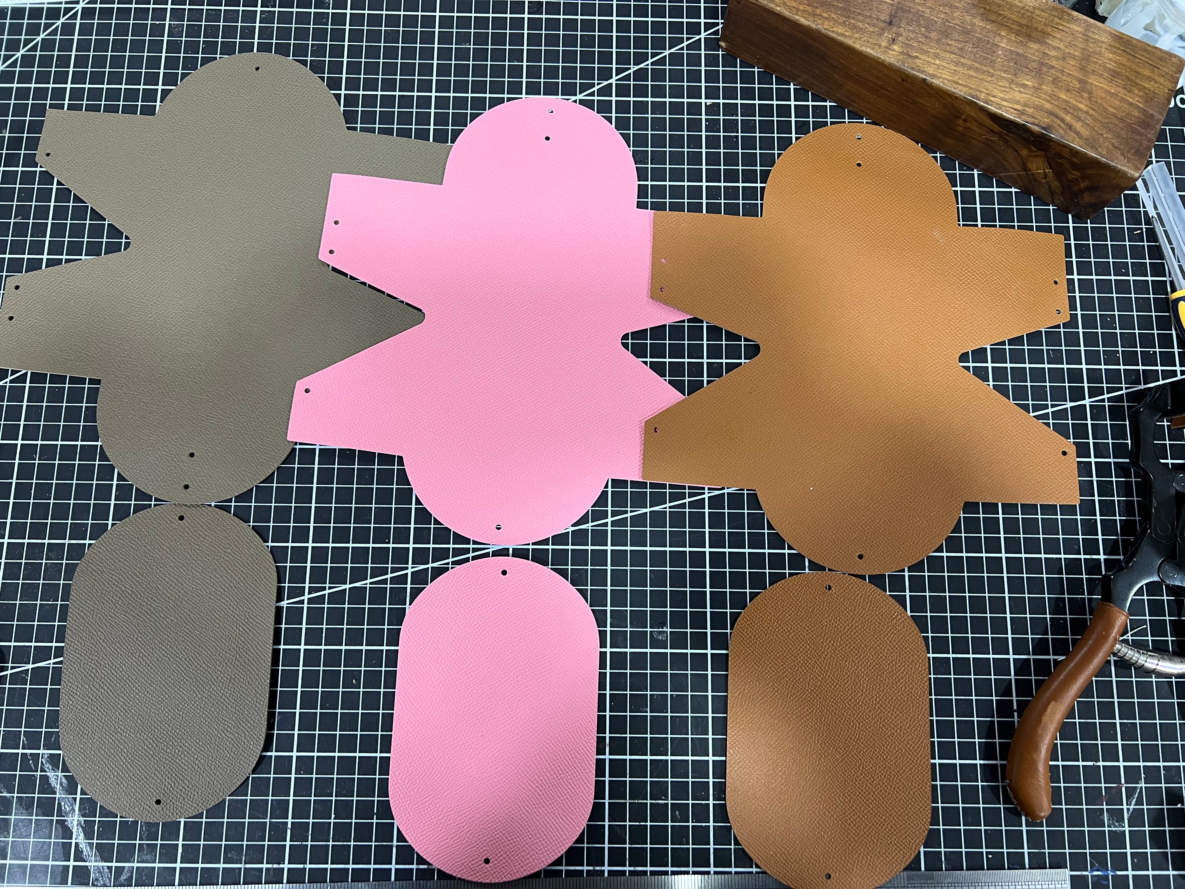 Classic Envelope Card Holder – Epsom Leather