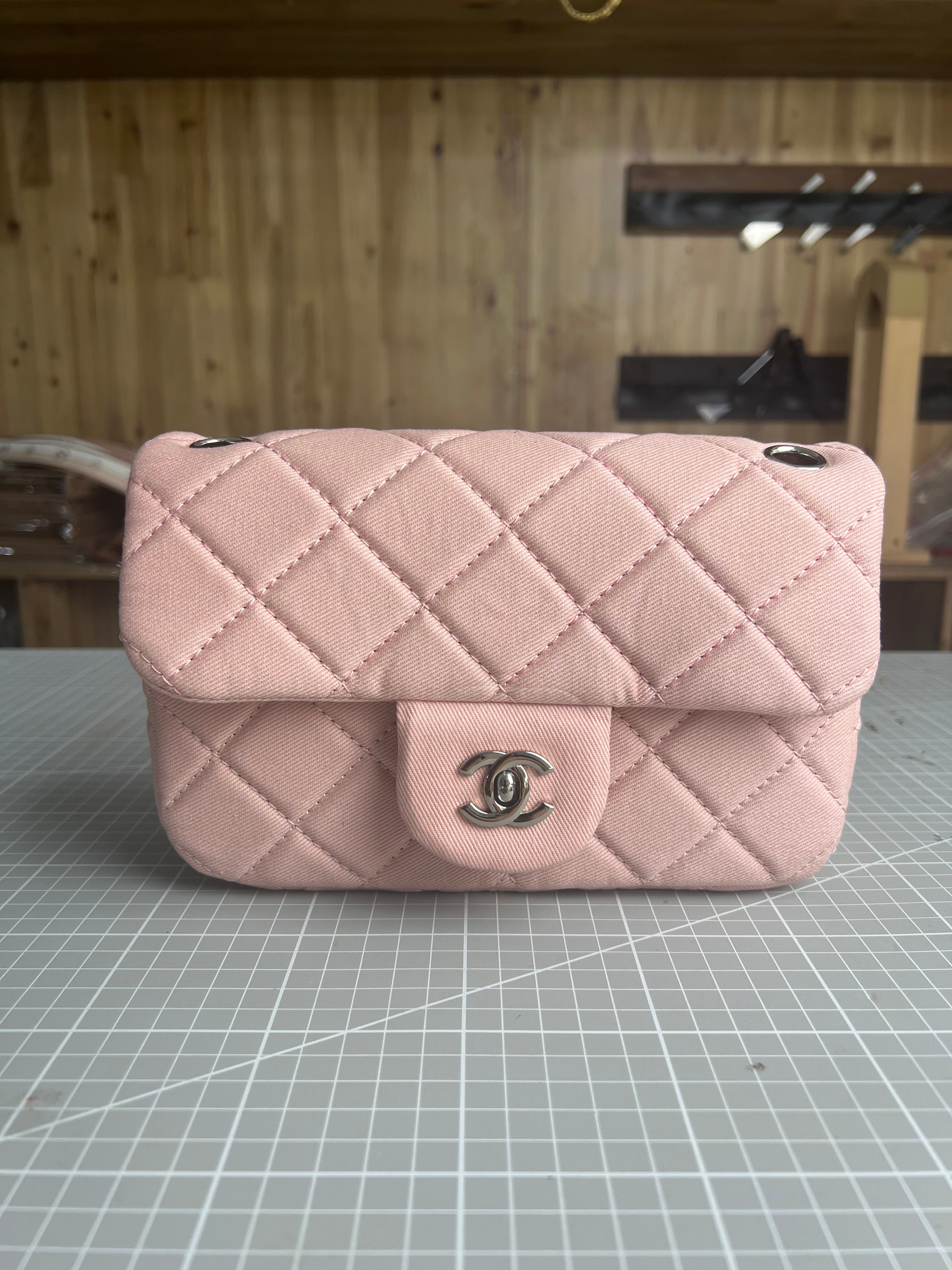 Upcycled Pink Perfection: Chanel-Inspired Bag Crafted from Recycled Materials